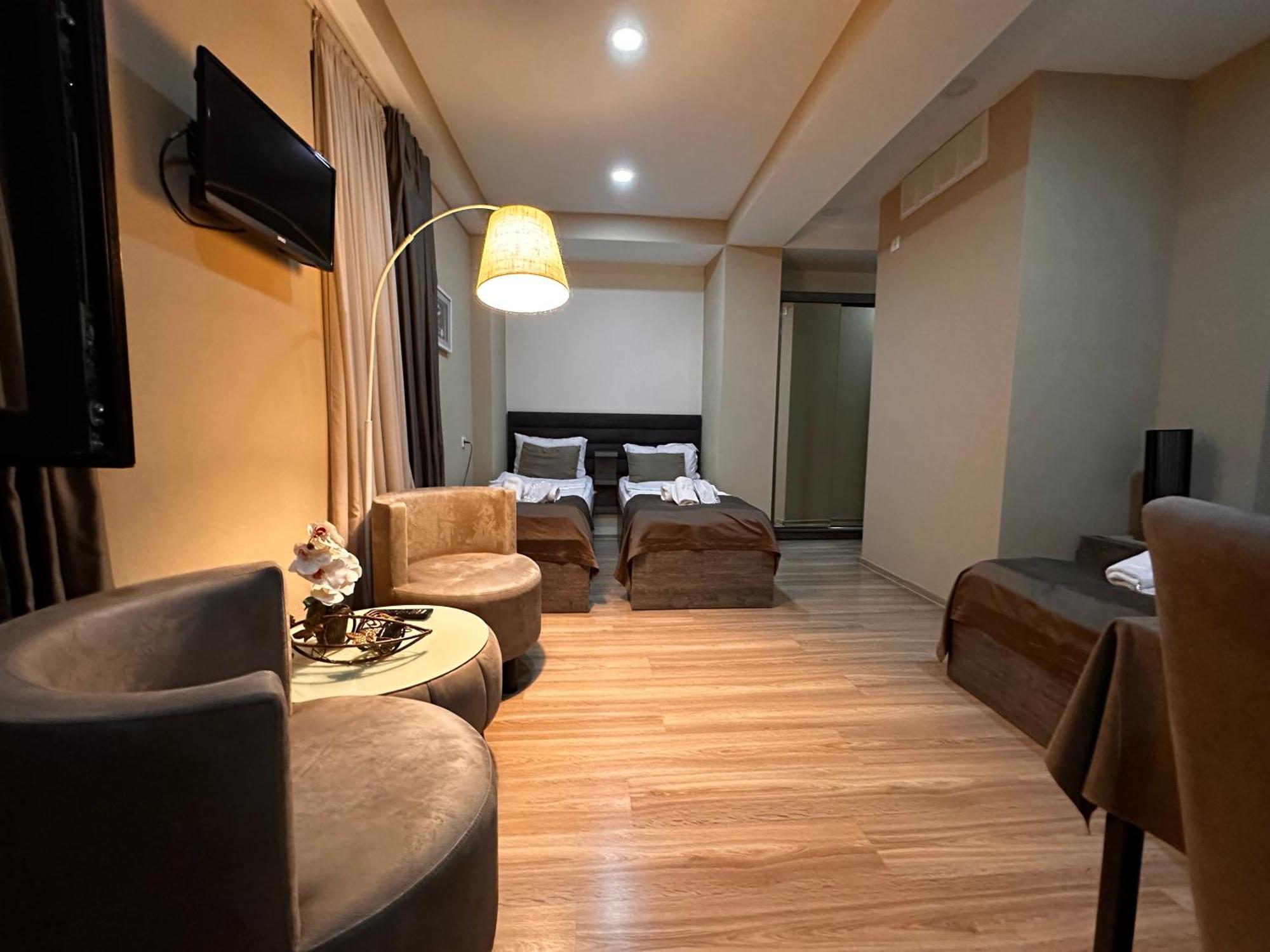 فندق Terrace Tbilisi Center المظهر الخارجي الصورة