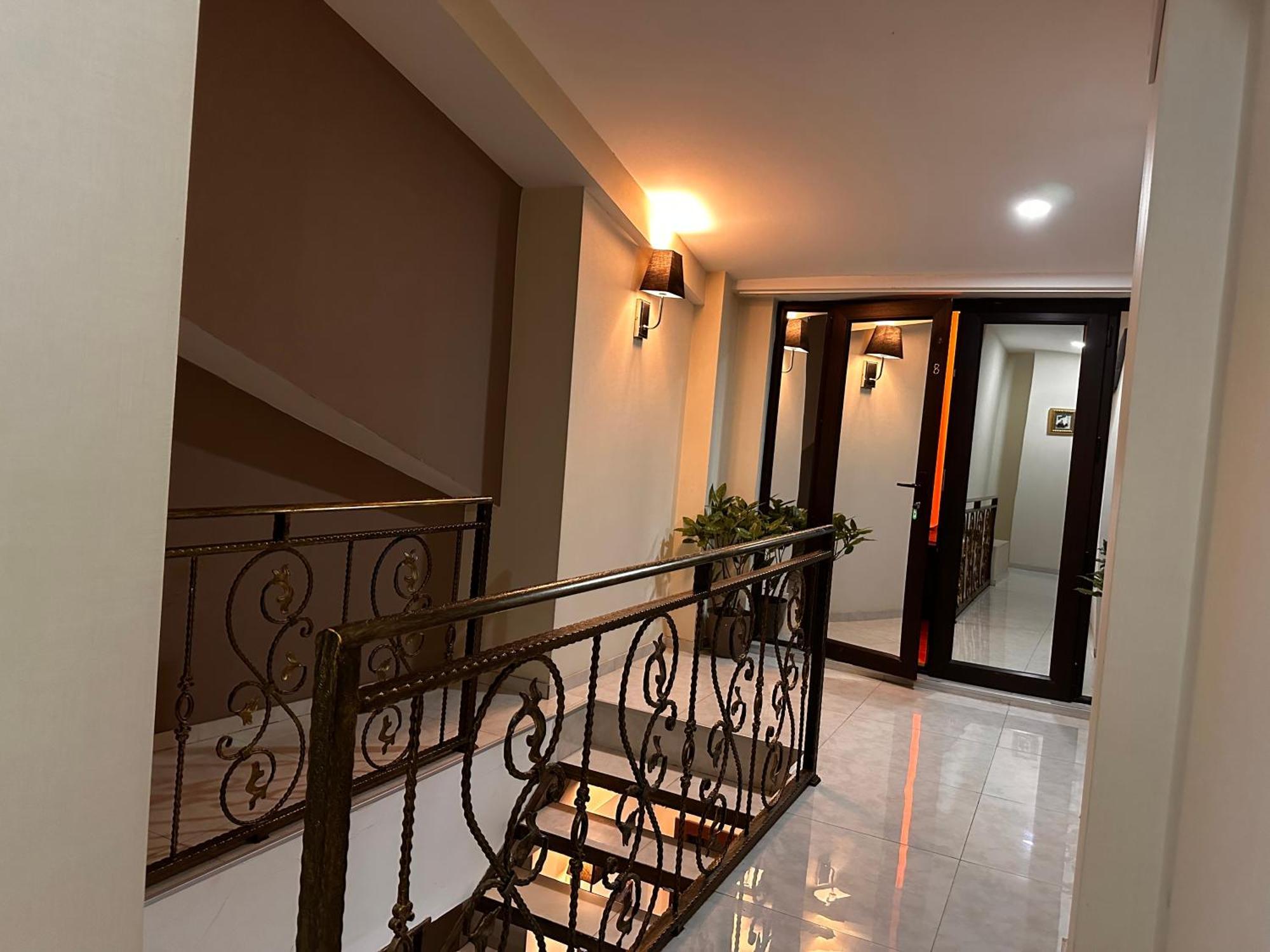 فندق Terrace Tbilisi Center المظهر الخارجي الصورة